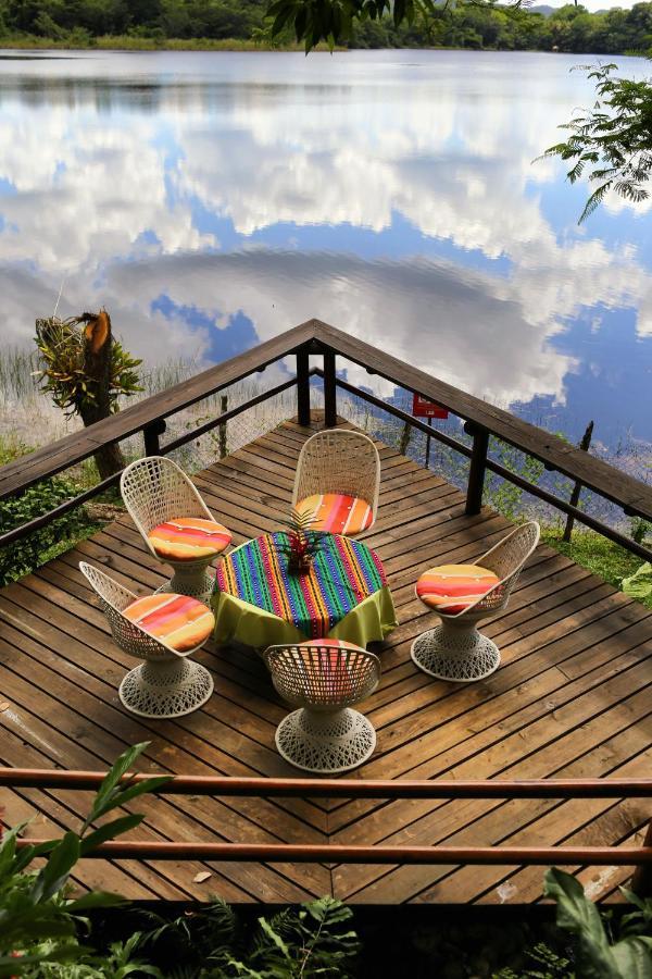 Villa Maya Флорес Екстериор снимка