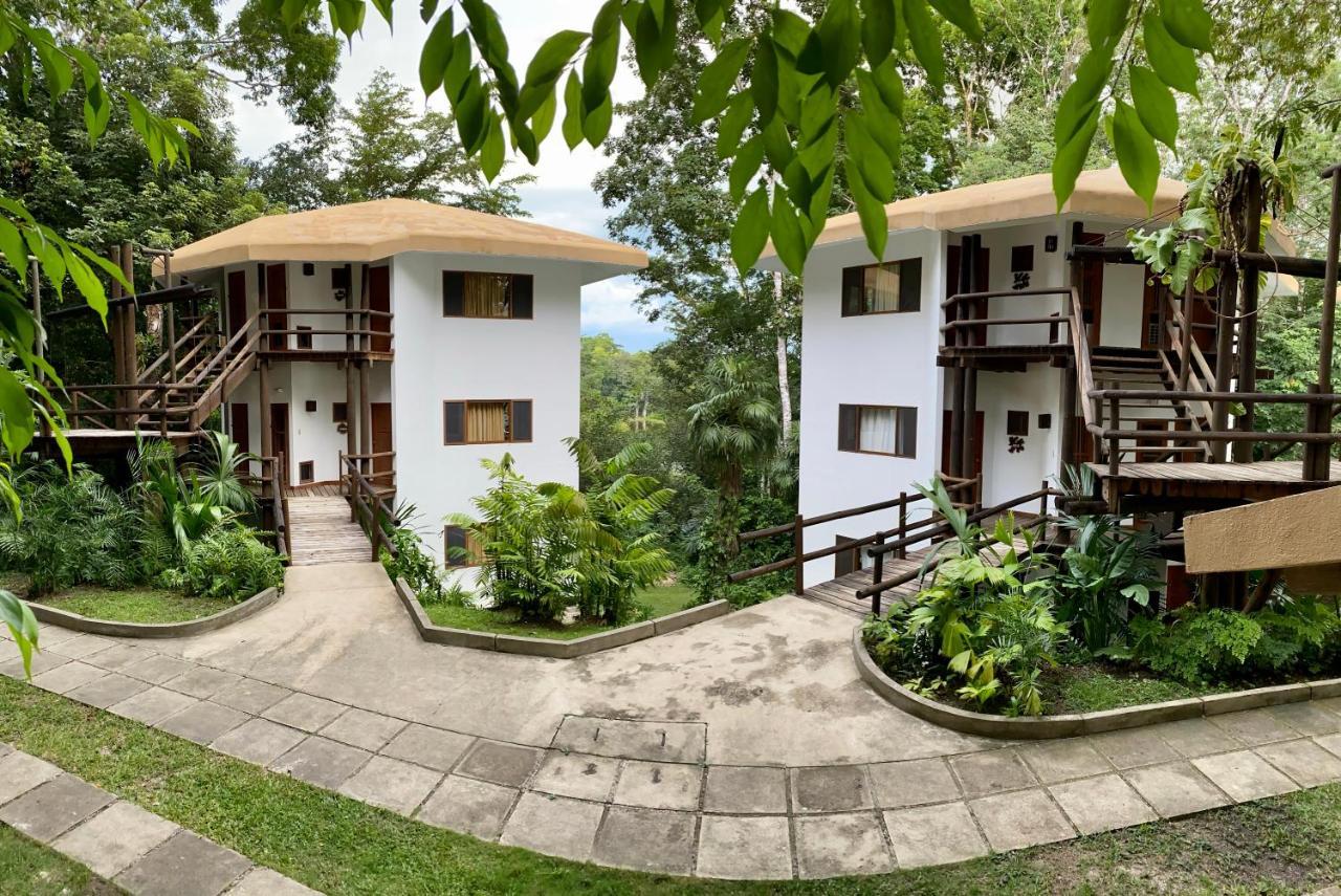 Villa Maya Флорес Екстериор снимка