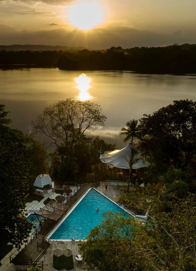 Villa Maya Флорес Екстериор снимка